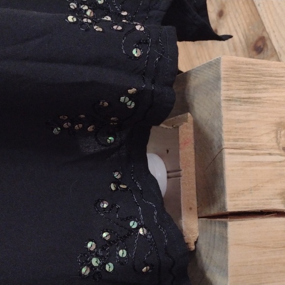 Model France Black Sleeveless Shift Dress w Sequin - Picture 11 of 14